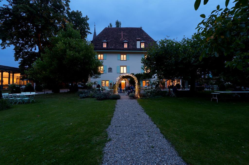 Schloss Ueberstorf - Tafeln, Tagen, Traeumen Exterior foto
